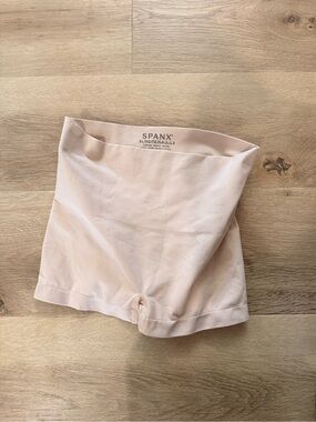 SPANX High-Waist Shaping Shorts in Nude